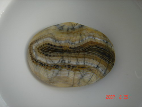 徐明德藏石:和 合